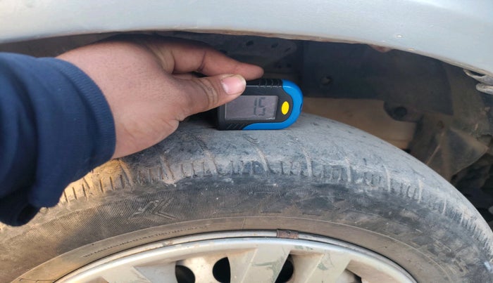 2012 Honda Brio EX MT, Petrol, Manual, 79,263 km, tyre