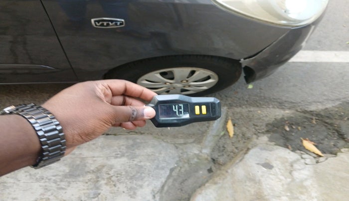 2011 Hyundai i10 SPORTZ 1.2, Petrol, Manual, 52,673 km, tyre