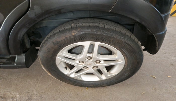 2016 Mahindra NUVOSPORT N8 AMT, Diesel, Automatic, 1,09,135 km, tyre