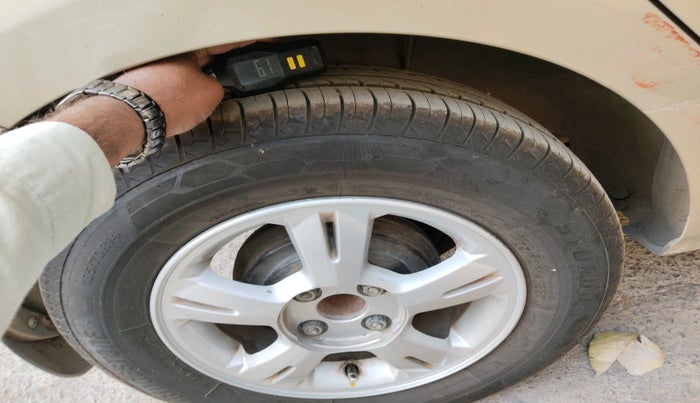 2011 Hyundai i20 ASTA 1.2, Petrol, Manual, 54,146 km, tyre