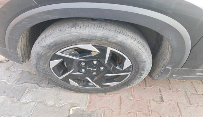 2024 KIA SONET HTX 1.0 TURBO PETROL IMT, Petrol, Manual, 31,887 km, tyre