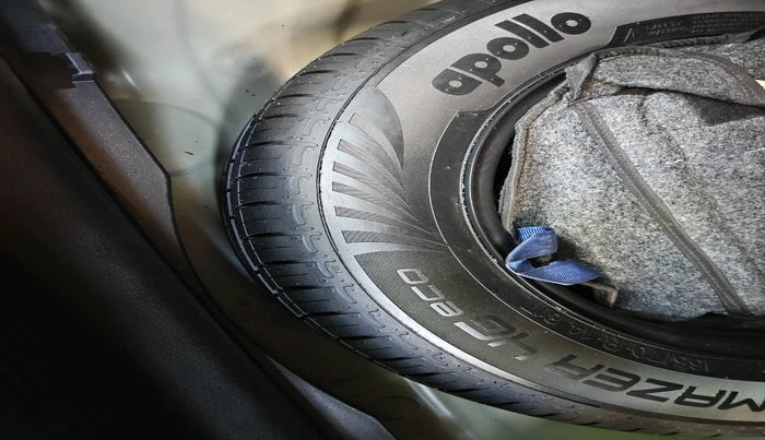 2023 Hyundai EXTER SX 1.2 CNG MT, CNG, Manual, 43,078 km, tyre