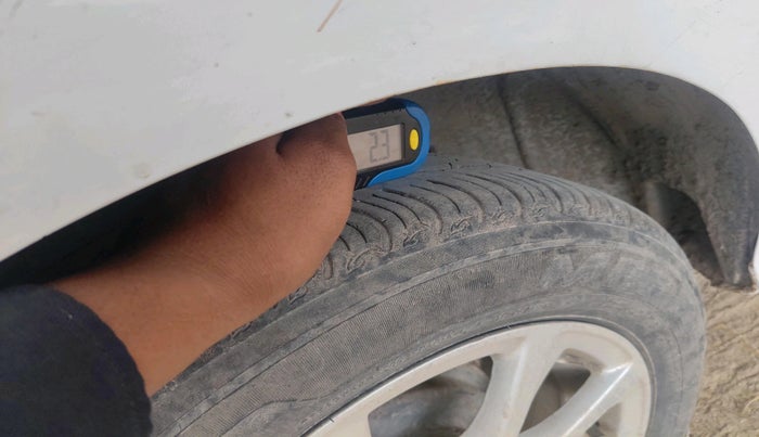 2019 Ford New Figo TITANIUM 1.2 PETROL MT, Petrol, Manual, 77,826 km, tyre