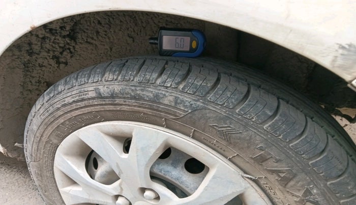 2014 Hyundai Grand i10 MAGNA 1.2 KAPPA VTVT, CNG, Manual, 1,00,000 km, tyre