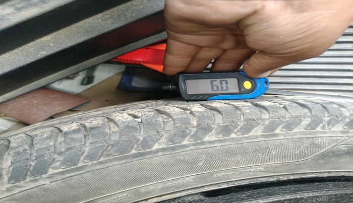 2017 Hyundai Creta E PLUS 1.4 DIESEL, Diesel, Manual, 1,62,519 km, tyre