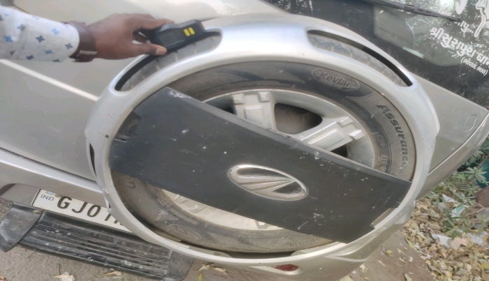 2012 Mahindra Quanto C8, Diesel, Manual, 1,02,300 km, tyre