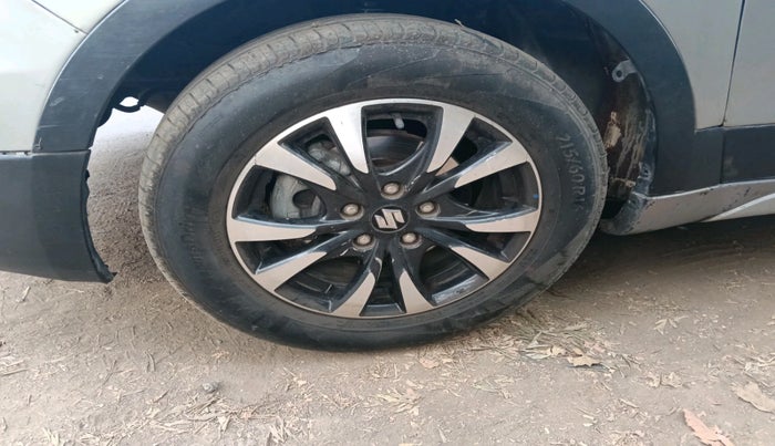 2016 Maruti S Cross ZETA 1.3, Diesel, Manual, 81,002 km, tyre