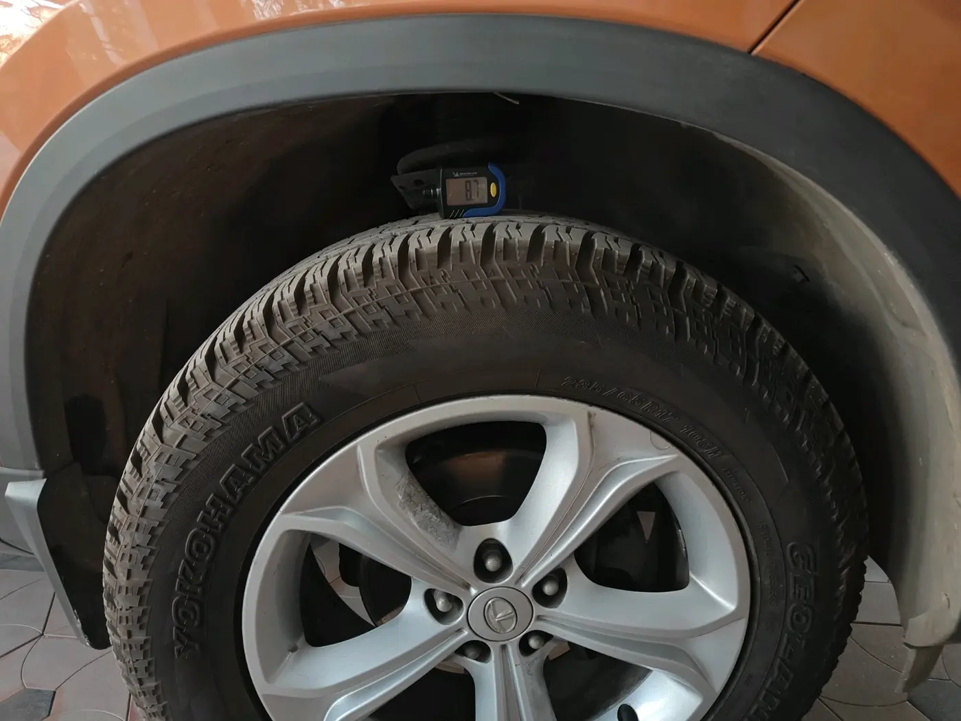 2019 Tata Harrier XT 2.0L KRYOTEC, Diesel, Manual, 55,155 km, tyre