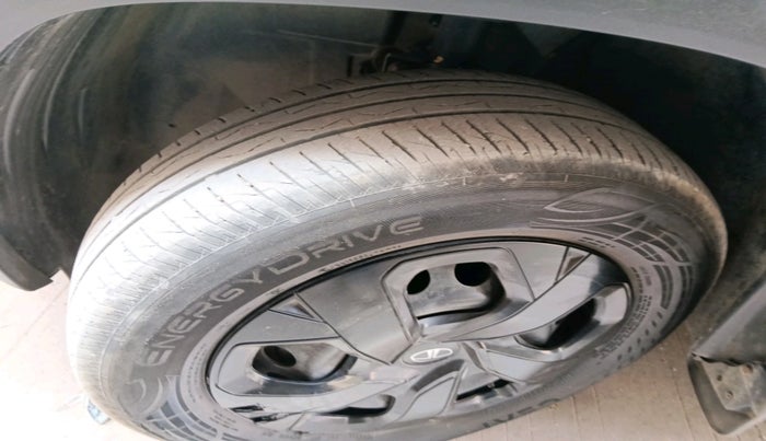 2024 Tata PUNCH ADVENTURE RHYTHM CNG, CNG, Manual, 47,350 km, tyre