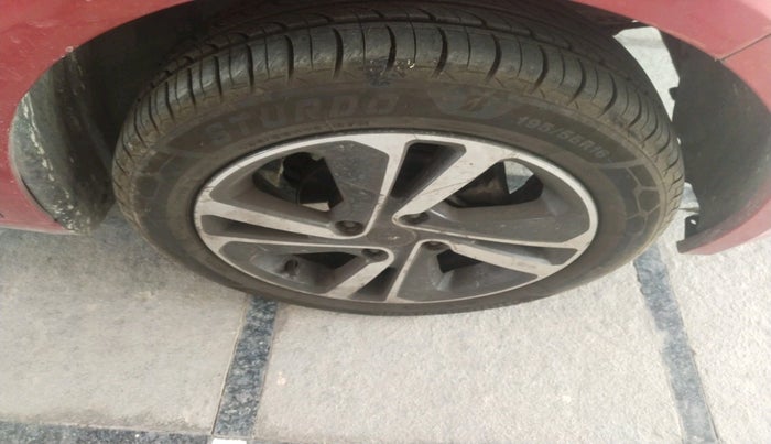 2021 Tata ALTROZ XZ PETROL, Petrol, Manual, 86,654 km, tyre