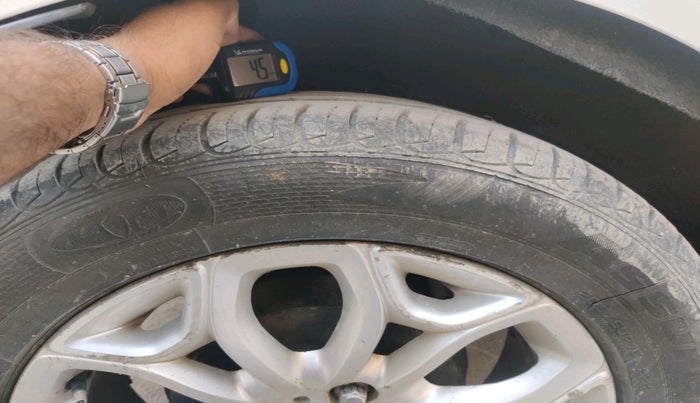 2016 Ford Ecosport TITANIUM 1.5L DIESEL, Diesel, Manual, 97,498 km, tyre