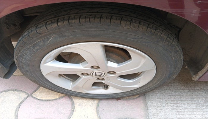 2014 Honda City 1.5L I-VTEC V MT, Petrol, Manual, 1,51,933 km, tyre