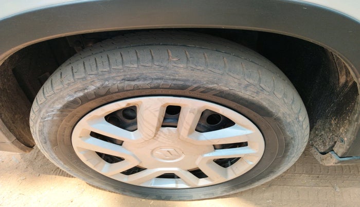 2018 Maruti Vitara Brezza VDI AMT, Diesel, Automatic, 1,12,192 km, tyre