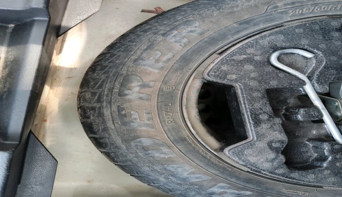 2018 Maruti Vitara Brezza VDI AMT, Diesel, Automatic, 1,12,192 km, tyre