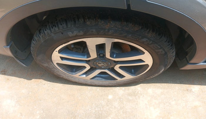 2017 Tata Hexa XTA 4X2 6 STR, Diesel, Automatic, 65,310 km, tyre