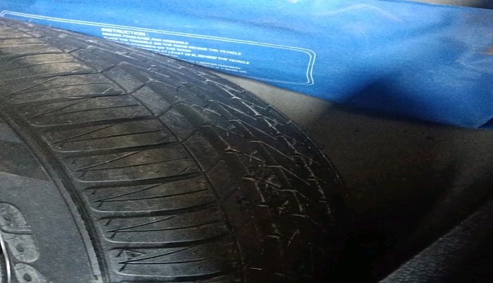 2022 Toyota URBAN CRUISER PREMIUM GRADE MT, Petrol, Manual, 28,881 km, tyre