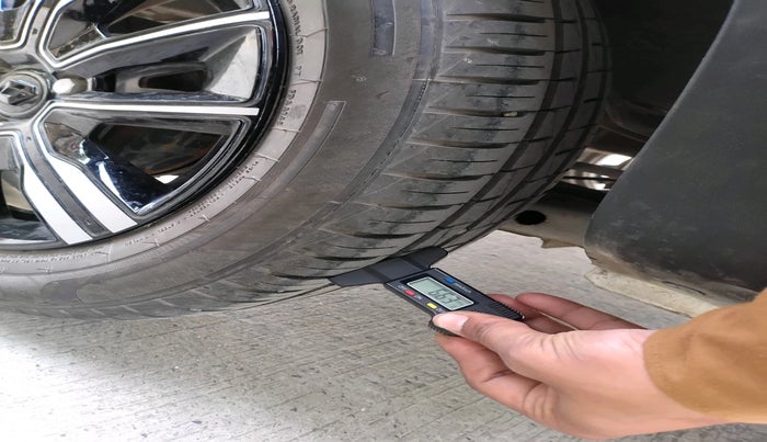 2023 Renault Kwid CLIMBER AMT 1.0, Petrol, Automatic, 4,515 km, tyre