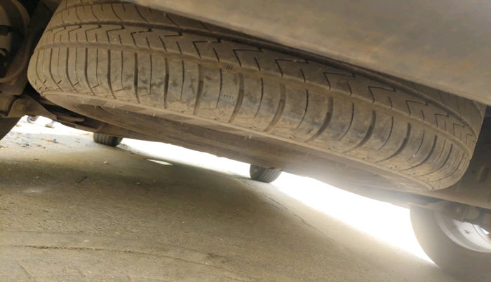 2021 Hyundai ALCAZAR PRESTIGE 2.0 MT 7STR, Petrol, Manual, 93,166 km, tyre