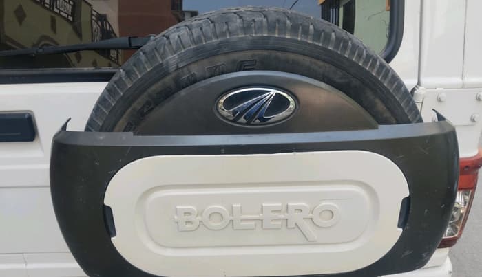 2021 Mahindra Bolero B6 (O), Diesel, Manual, 66,821 km, tyre