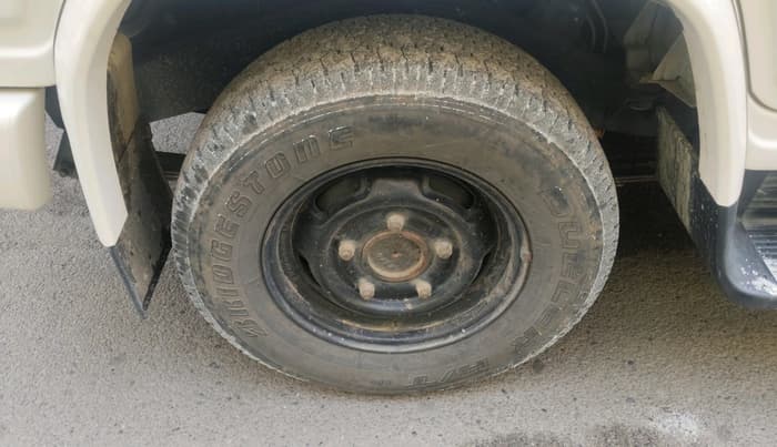 2021 Mahindra Bolero B6 (O), Diesel, Manual, 66,821 km, tyre