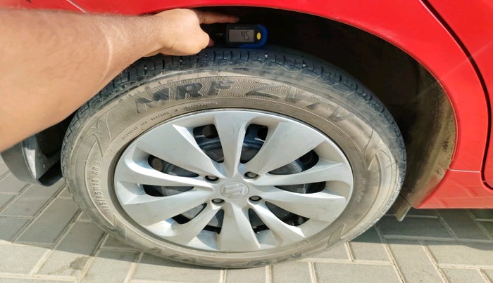 2016 Maruti Baleno DELTA PETROL 1.2, Petrol, Manual, 26,817 km, tyre