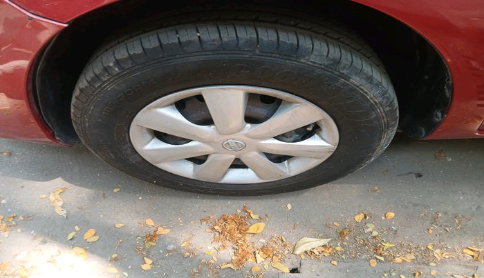 2011 Nissan Sunny XL, Petrol, Manual, 1,11,341 km, tyre