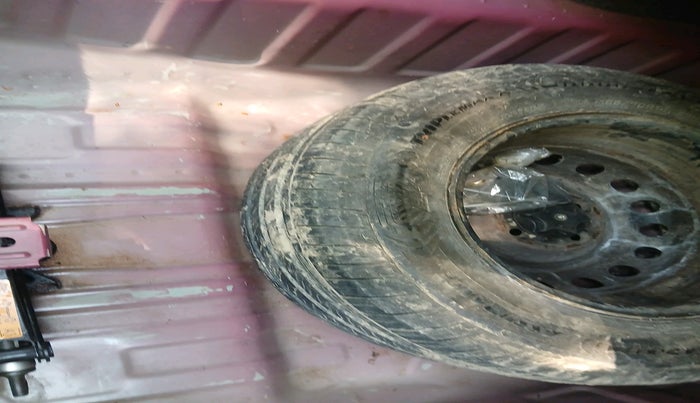 2011 Nissan Sunny XL, Petrol, Manual, 1,11,341 km, tyre