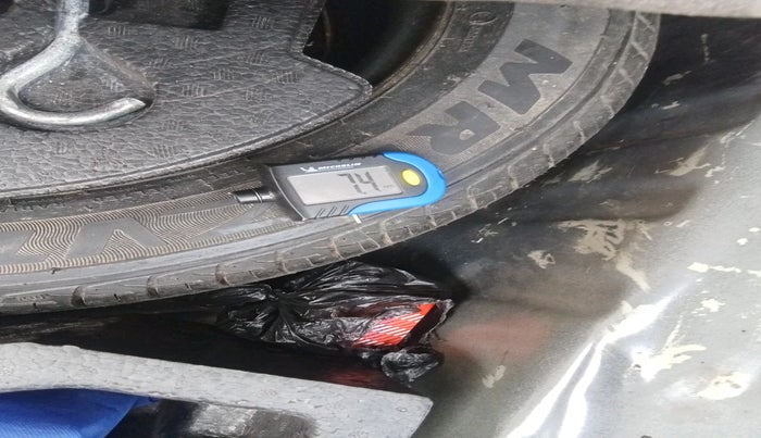 2020 Maruti Ciaz ALPHA 1.5 SHVS PETROL, Petrol, Manual, 1,15,612 km, tyre