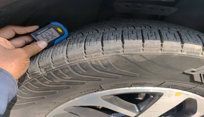 2020 Tata Harrier XZ PLUS 2.0L DUAL TONE, Diesel, Manual, 1,22,416 km, tyre