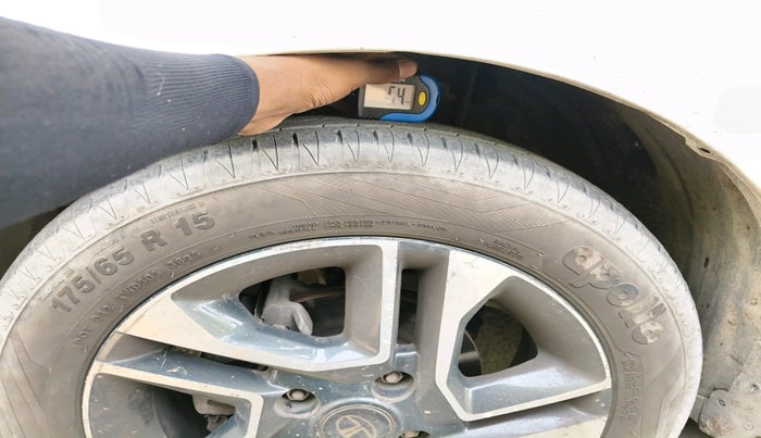 2022 Tata Tiago XT CNG, CNG, Manual, 65,753 km, tyre