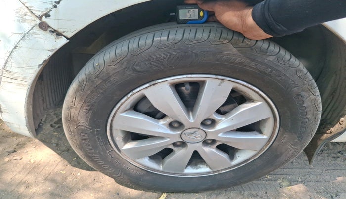 2014 Hyundai i20 SPORTZ 1.2, Petrol, Manual, 84,534 km, tyre