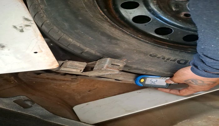 2016 Maruti Ciaz ZDI SHVS, Diesel, Manual, 1,50,119 km, tyre