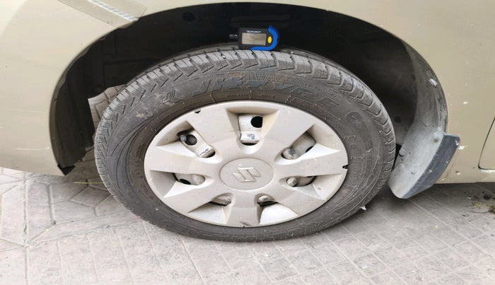 2016 Maruti Wagon R 1.0 LXI CNG, CNG, Manual, 67,315 km, tyre