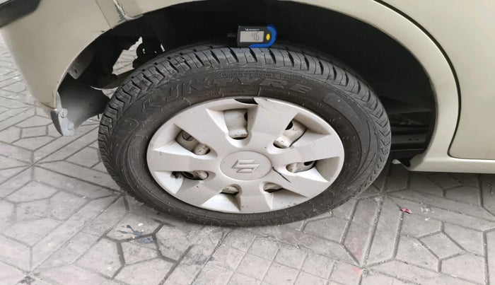 2016 Maruti Wagon R 1.0 LXI CNG, CNG, Manual, 67,315 km, tyre