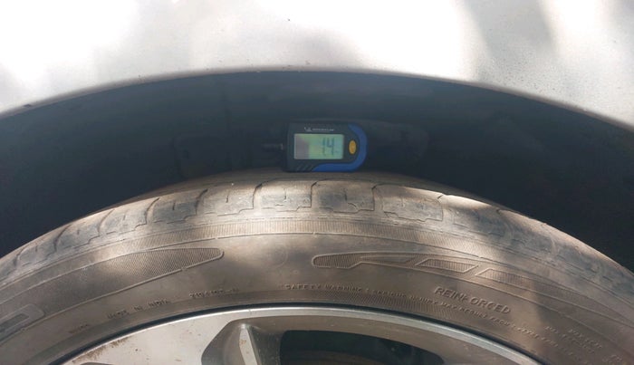 2019 Hyundai Verna 1.6 VTVT SX O, Petrol, Manual, 2,22,154 km, tyre