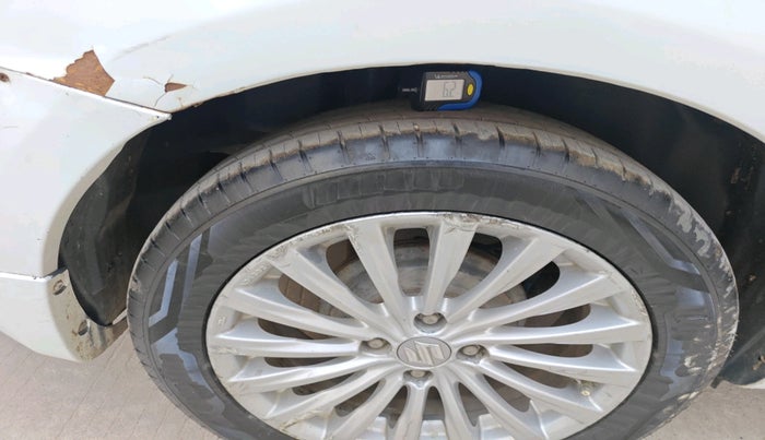 2017 Maruti Ciaz ZDI+ SHVS, Diesel, Manual, 1,57,165 km, tyre