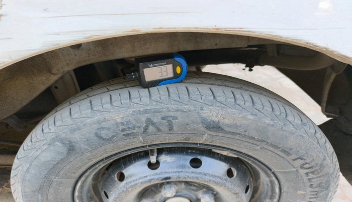 2020 Maruti Alto LXI CNG, CNG, Manual, 1,00,949 km, tyre