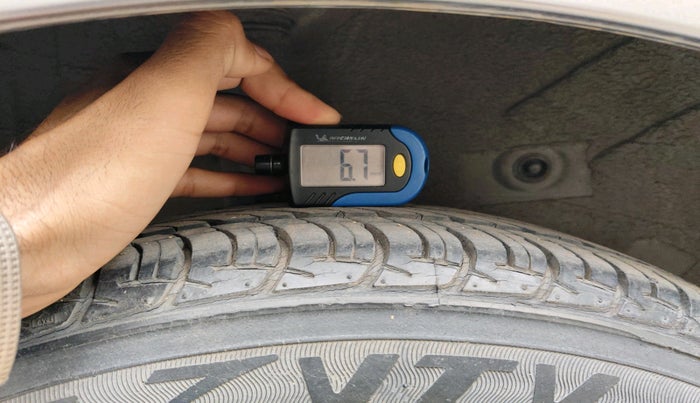 2014 Maruti Celerio VXI, Petrol, Manual, 12,088 km, tyre