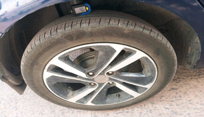 2023 Tata ALTROZ XZ PLUS O SUNROOF CNG, CNG, Manual, 82,339 km, tyre