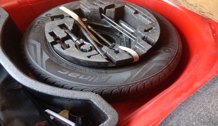 2017 Skoda Rapid STYLE 1.5 TDI AT, Diesel, Automatic, 1,38,600 km, tyre