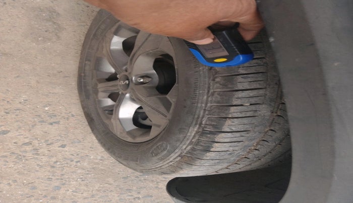 2023 KIA SELTOS HTK PLUS 1.5 IMT, Petrol, Manual, 38,447 km, tyre