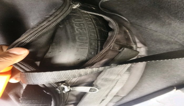 2017 Mercedes Benz E Class E 350D, Diesel, Automatic, 1,02,905 km, tyre