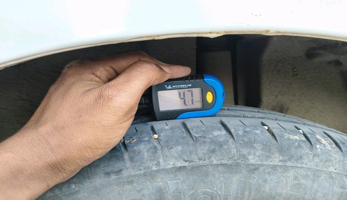 2016 Maruti Ertiga ZDI SHVS, Diesel, Manual, 95,904 km, tyre