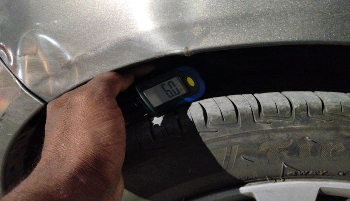 2012 Chevrolet Spark LT 1.0 LPG, Petrol, Manual, 67,606 km, tyre