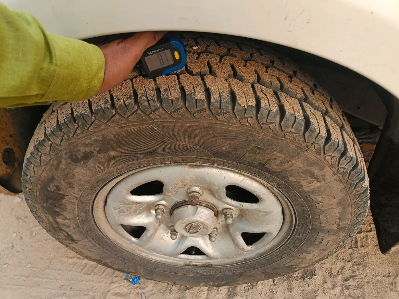 2019 Tata Safari Storme 2.2 EX 4X2, Diesel, Manual, 91,532 km, tyre