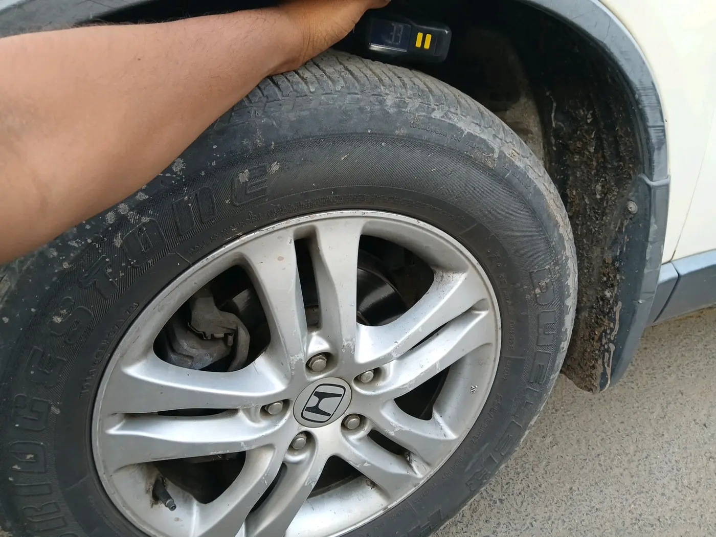 2012 Honda CRV 2.4L 2WD MT, Petrol, Manual, 1,54,451 km, tyre