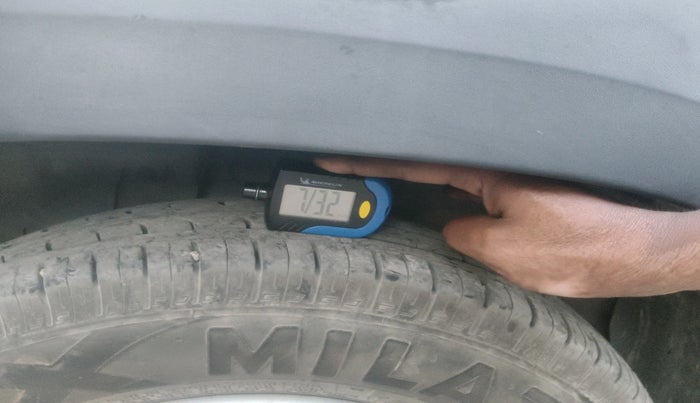 2017 Renault Kwid RXL, Petrol, Manual, 1,50,080 km, tyre