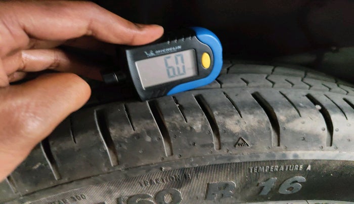 2024 Tata PUNCH Creative Plus (S) AMT, Petrol, Automatic, 15,310 km, tyre