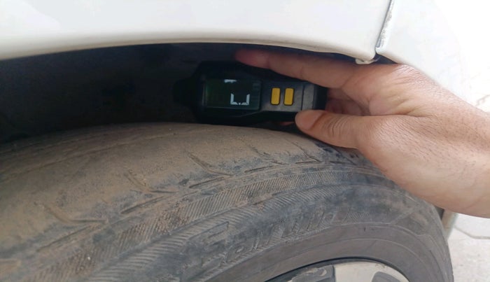 2021 Tata TIGOR XZ PLUS PETROL, CNG, Manual, 87,760 km, tyre