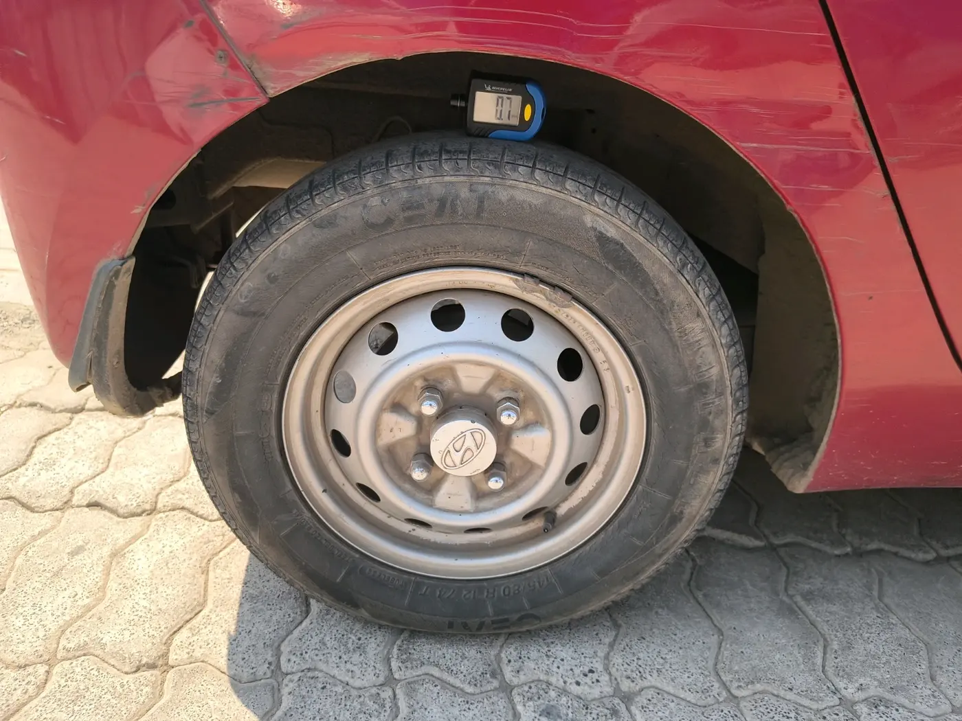 2015 Hyundai Eon D-LITE+, Petrol, Manual, 52,536 km, tyre